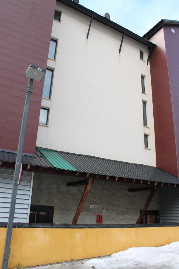 - Monte Oiz - 2/4 Pax + Parking Sierra Nevada